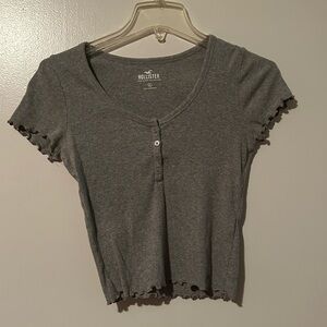 Hollister Gray Buttoned Crop Blouse